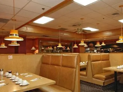 Howard Johnson Plaza Hotel Vancouver
